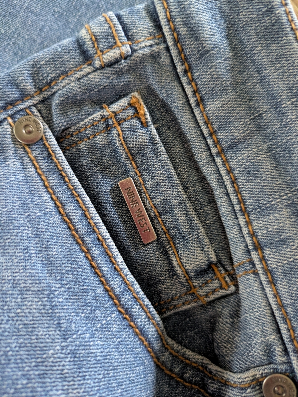 Nine West Chrystie Capri Diana Medium Wash Denim Jeans Women's 10 - Picture 6 of 9
